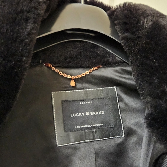 Lucky brand faux fur jacketv - Picture 2 of 8